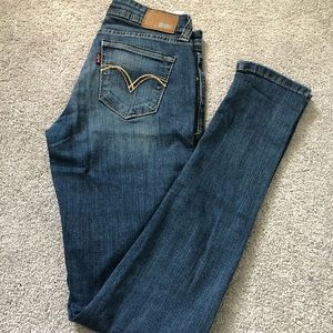 Levi jeans